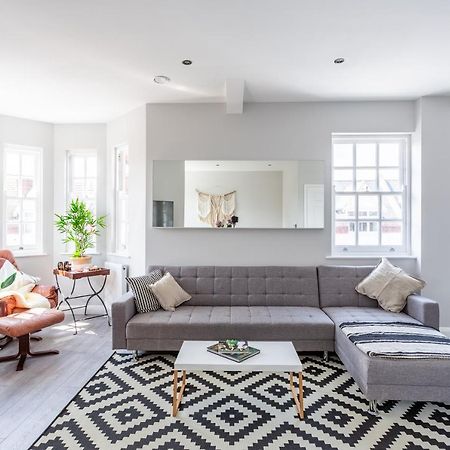 2 Bedroom Apartments With Sofa Bed In Southend Dış mekan fotoğraf