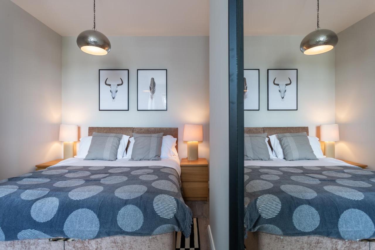 2 Bedroom Apartments With Sofa Bed In Southend Dış mekan fotoğraf